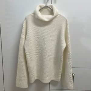 NOBLETEX knit turtleneck sweater